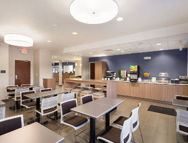Microtel Inn & Suites By Wyndham Philadelphia Airport Ridley Park Екстер'єр фото
